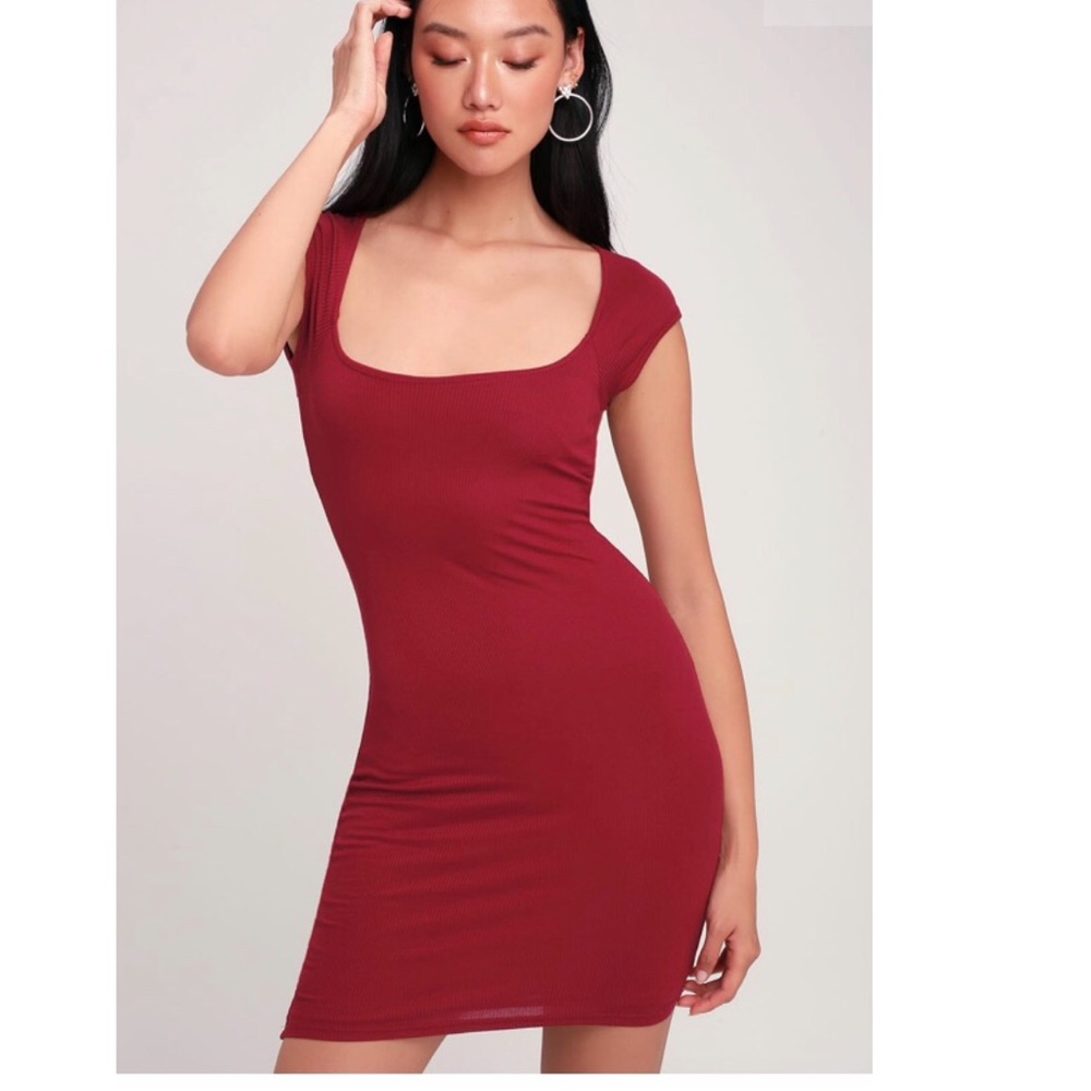 NWT. Lulus Body-con Dress